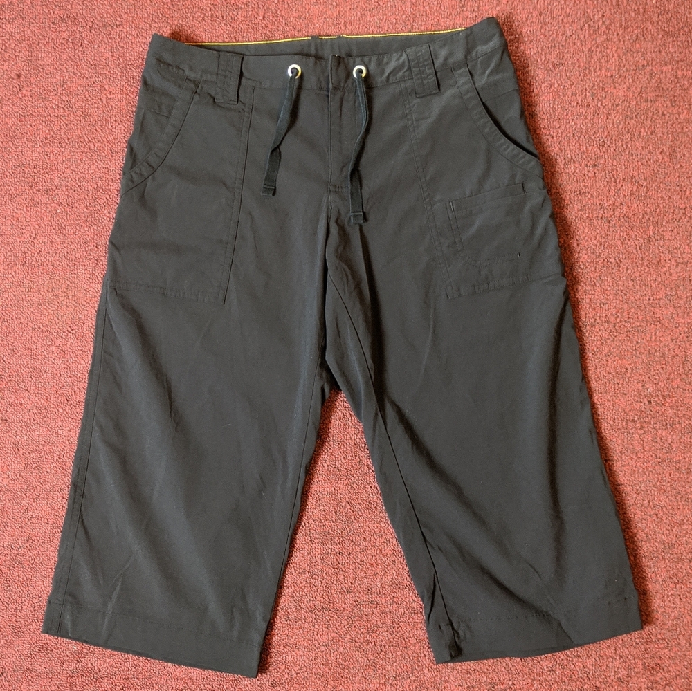 Sz small Lucy capris